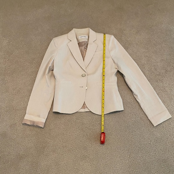 Calvin Klein Chic Beige Blazer and Short Set - Picture 13 of 14